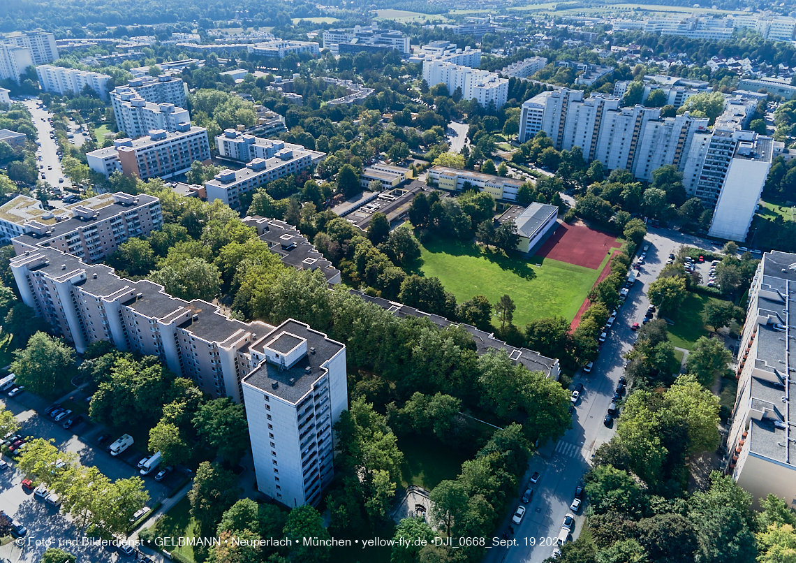 19.09.2021 - Wohnanlage Annette-Kolb-Anger und Umgebung in Neuperlach 